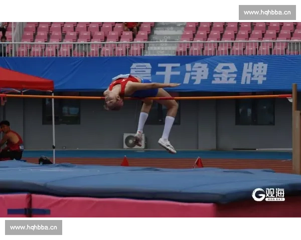 青岛田径赛巩立姣雨中夺金 铅球女皇再展霸气